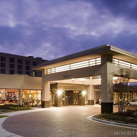 Holiday Inn Чесапик Экстерьер фото